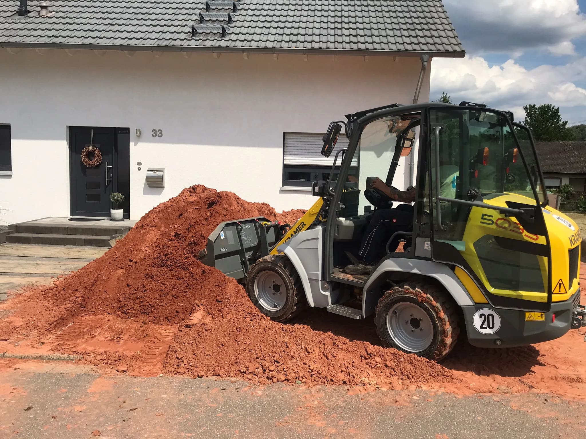 Baggerarbeiten Unterkirnach – Erdarbeiten, Aushub und Geländegestaltung