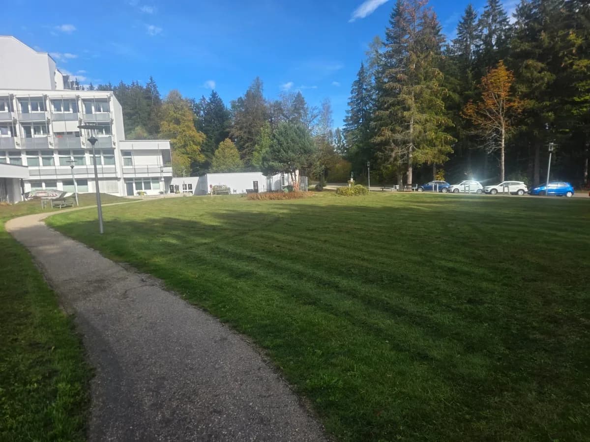 Hausmeisterservice Fischer Unterkirnach – Oktober 2026, Bild 1